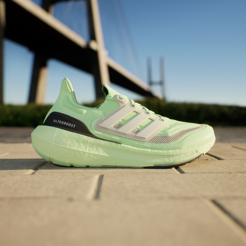 Adidas Unisex Sports Shoes Green Spark Ultra Boost IE3333 LIGHT Running