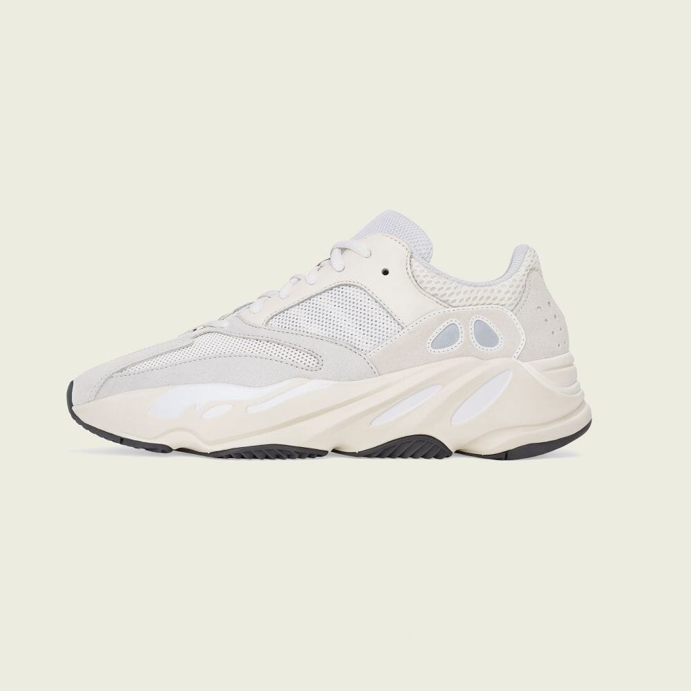 アディダス公式通販】YEEZY BOOST 700 ANALOG [EG7596]｜オリジナルス ...