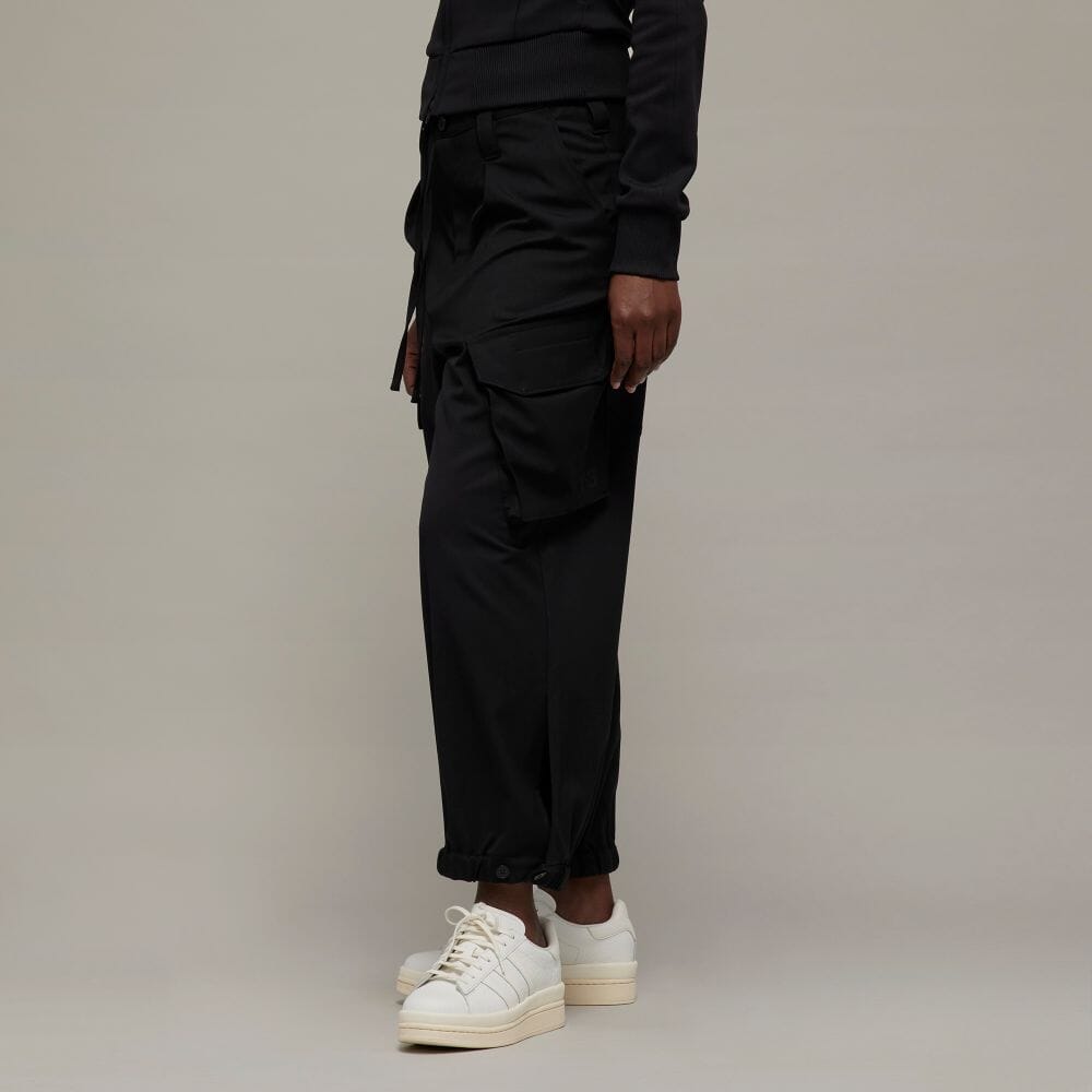 アディダス公式通販】Y-3 CLASSIC REFINED WOOL STRETCH CARGO PANTS