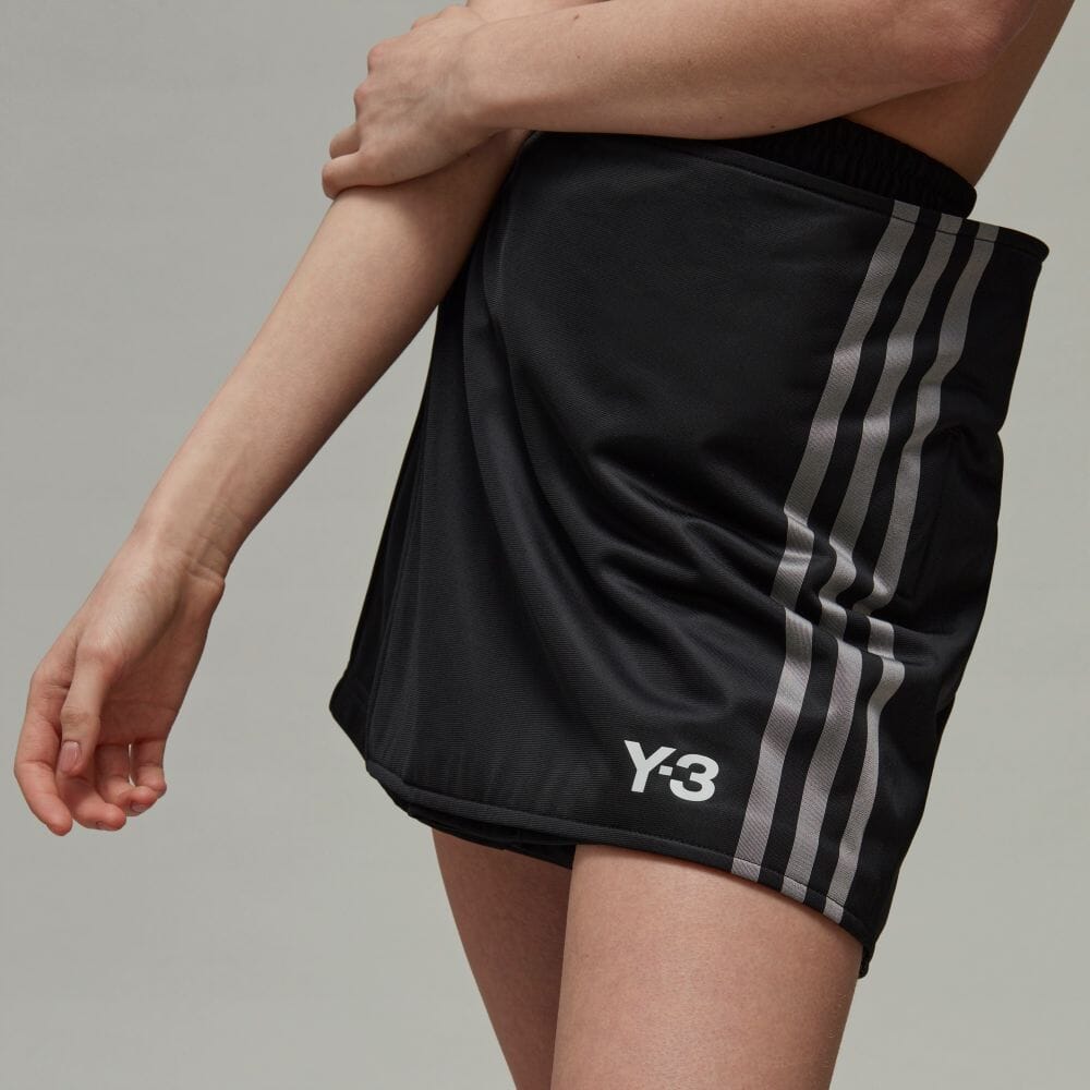 アディダス公式通販】Y-3 FIREBIRD SKORT [BUG42]｜[H63068]｜Y-3