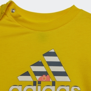 adidas × Classic LEGO 半袖Tシャツ&パンツセット