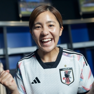 サッカー日本代表 2022 アウェイ オーセンティック ユニフォーム