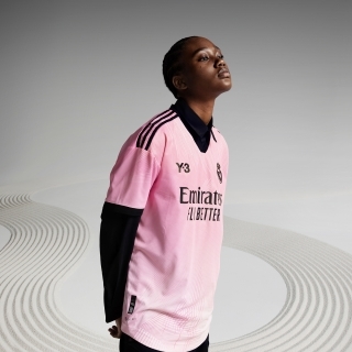 Real Madrid 22/23 Fourth Jersey