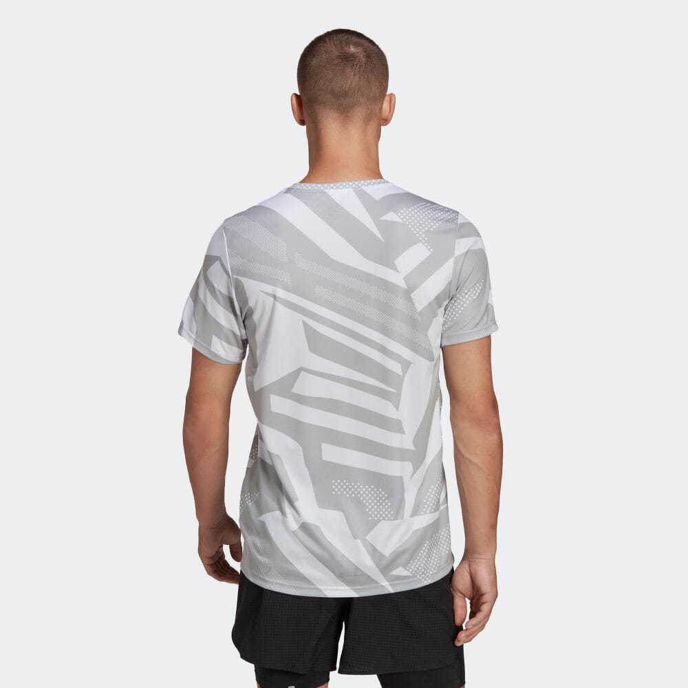 モード【未使用に近い】adidas オールアラウンド Parley 半袖Tシャツ