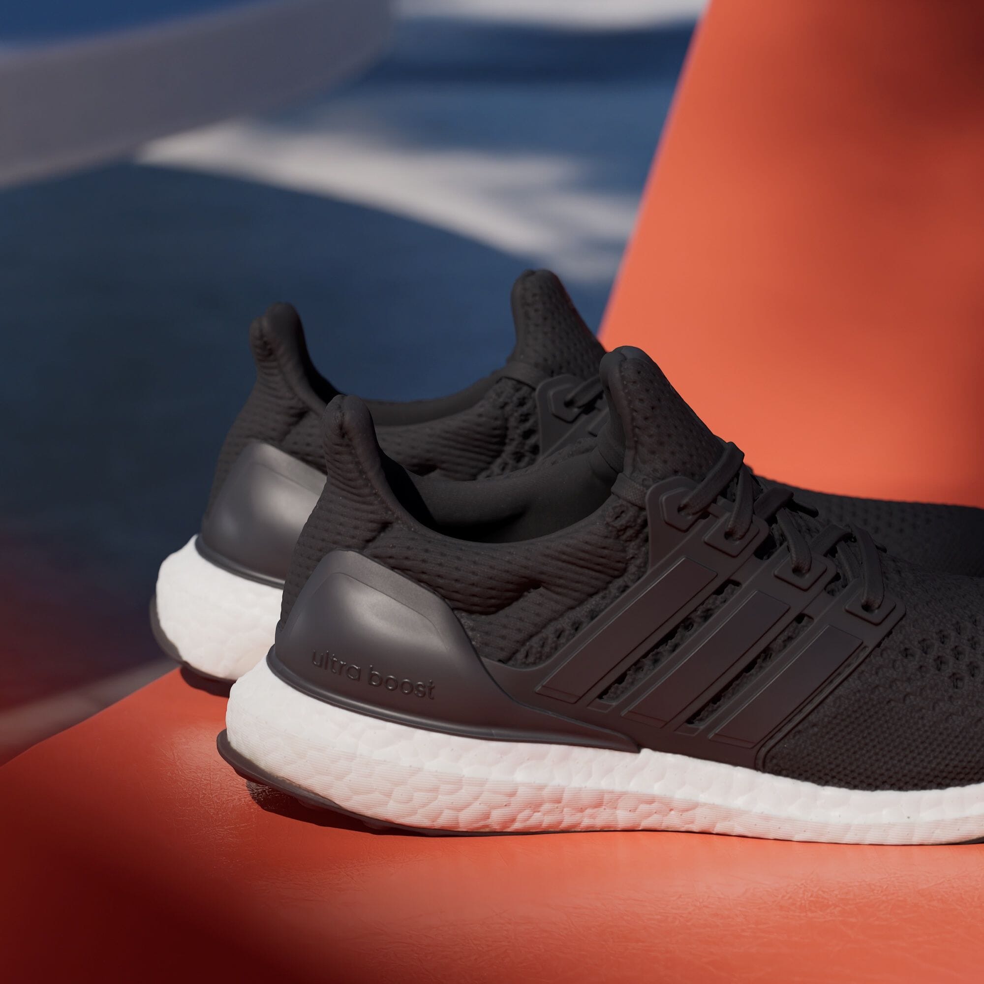 アディダス公式通販】ウルトラブースト 1.0 DNA / Ultraboost 1.0 DNA ...