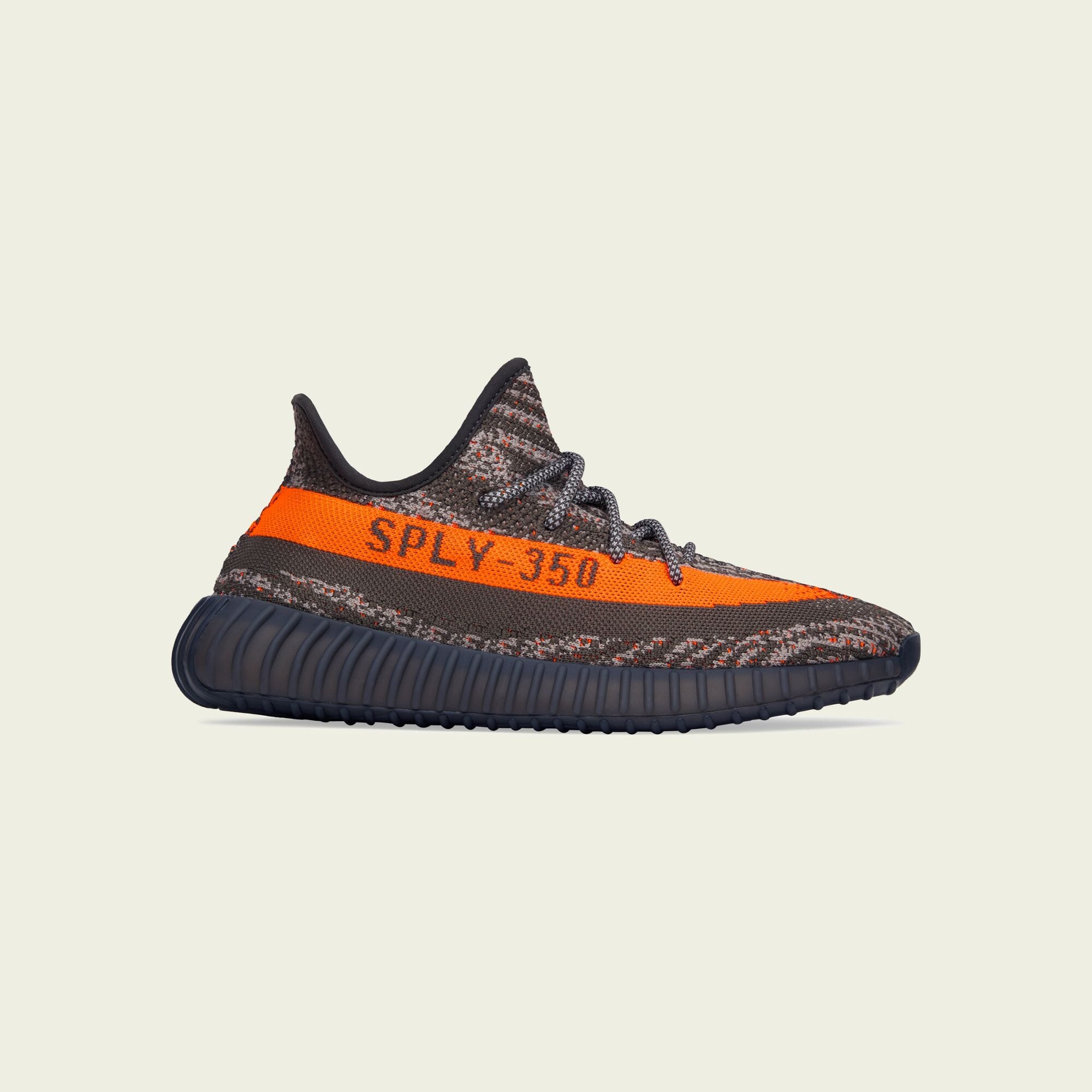 アディダス公式通販】YEEZY BOOST 350 V2 CARBON BELUGA [HQ7045 ...