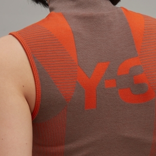 Y-3 CLASSIC SEAMLESS KNIT SPORT TOP (CROPPED)