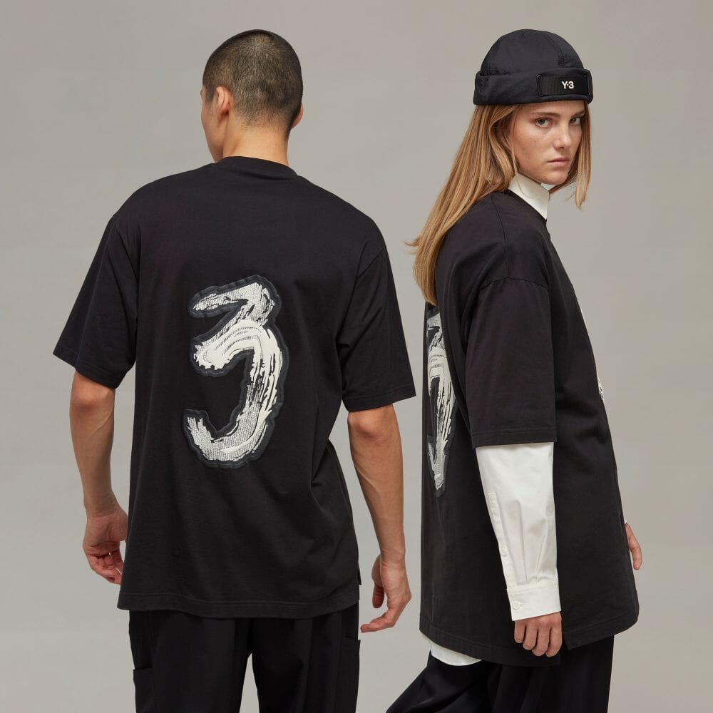 アディダス公式通販】Y-3 GRAPHIC LOGO SHORT SLEEVE TEE [DUC67