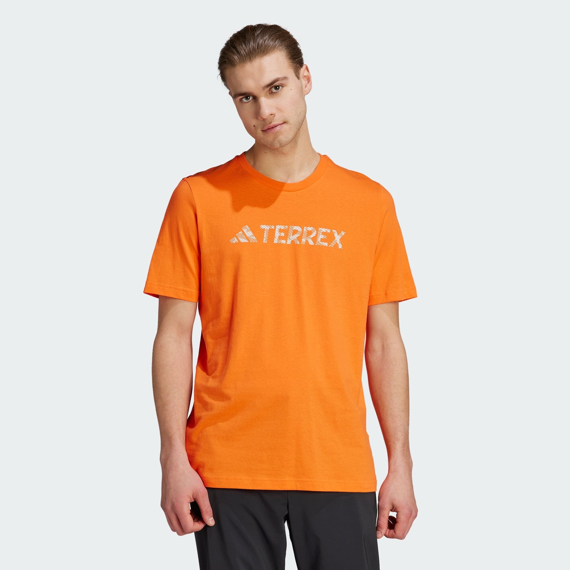 アディダス公式通販】テレックス クラシックロゴ 半袖Tシャツ [BXC54
