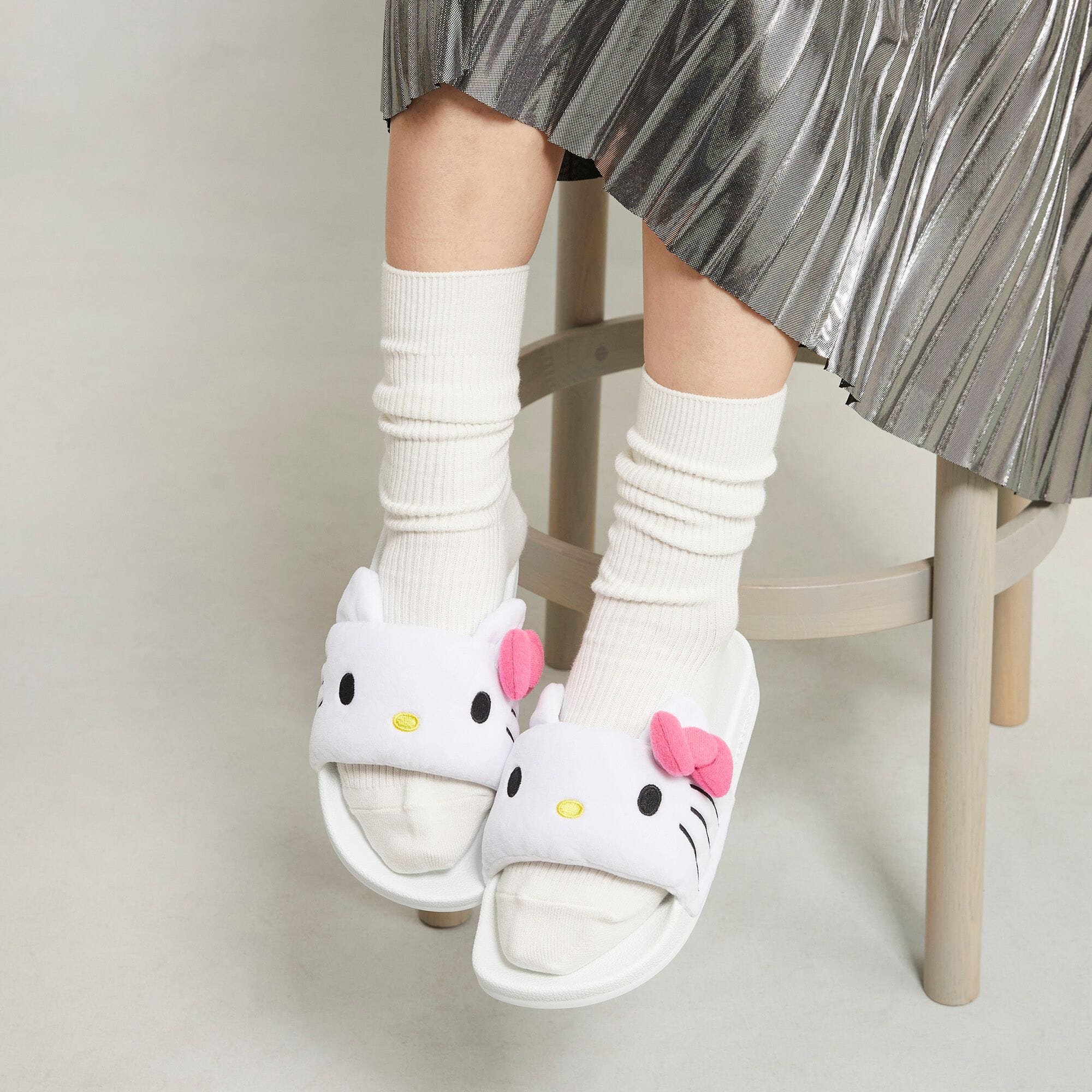 adidas Originals × Hello Kitty アディレッタ サンダル / adidas Originals × Hello Kitty  Adilette Slides オリジナルス