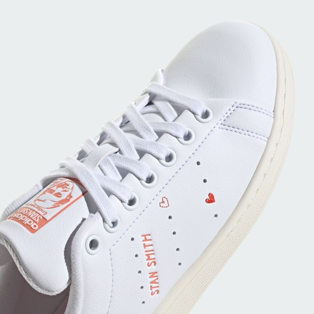 アディダス公式通販】スタンスミス / Stan Smith [NMU16]｜[IG8482 