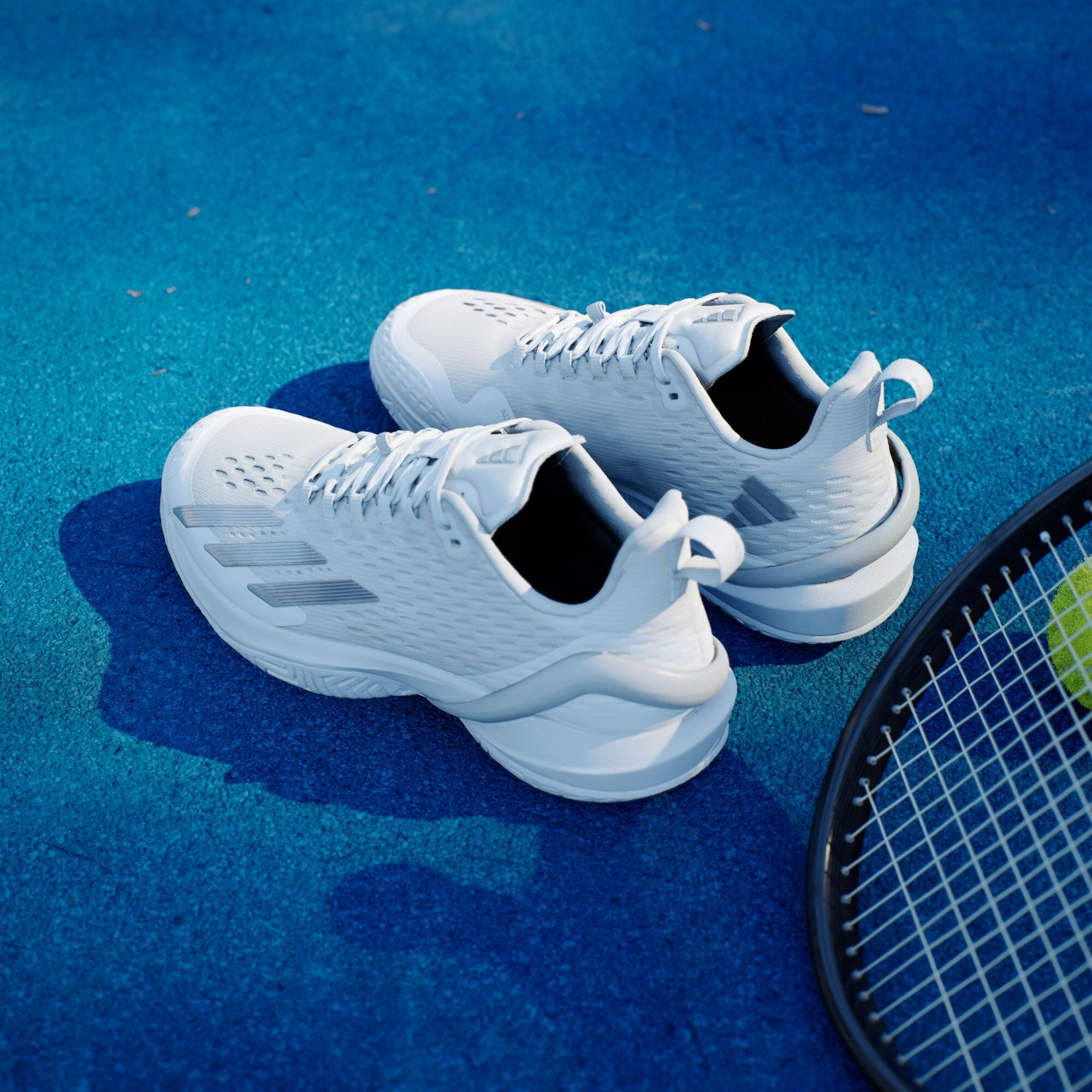 アディゼロ サイバーソニック テニス / adizero Cybersonic Tennis レディース テニス