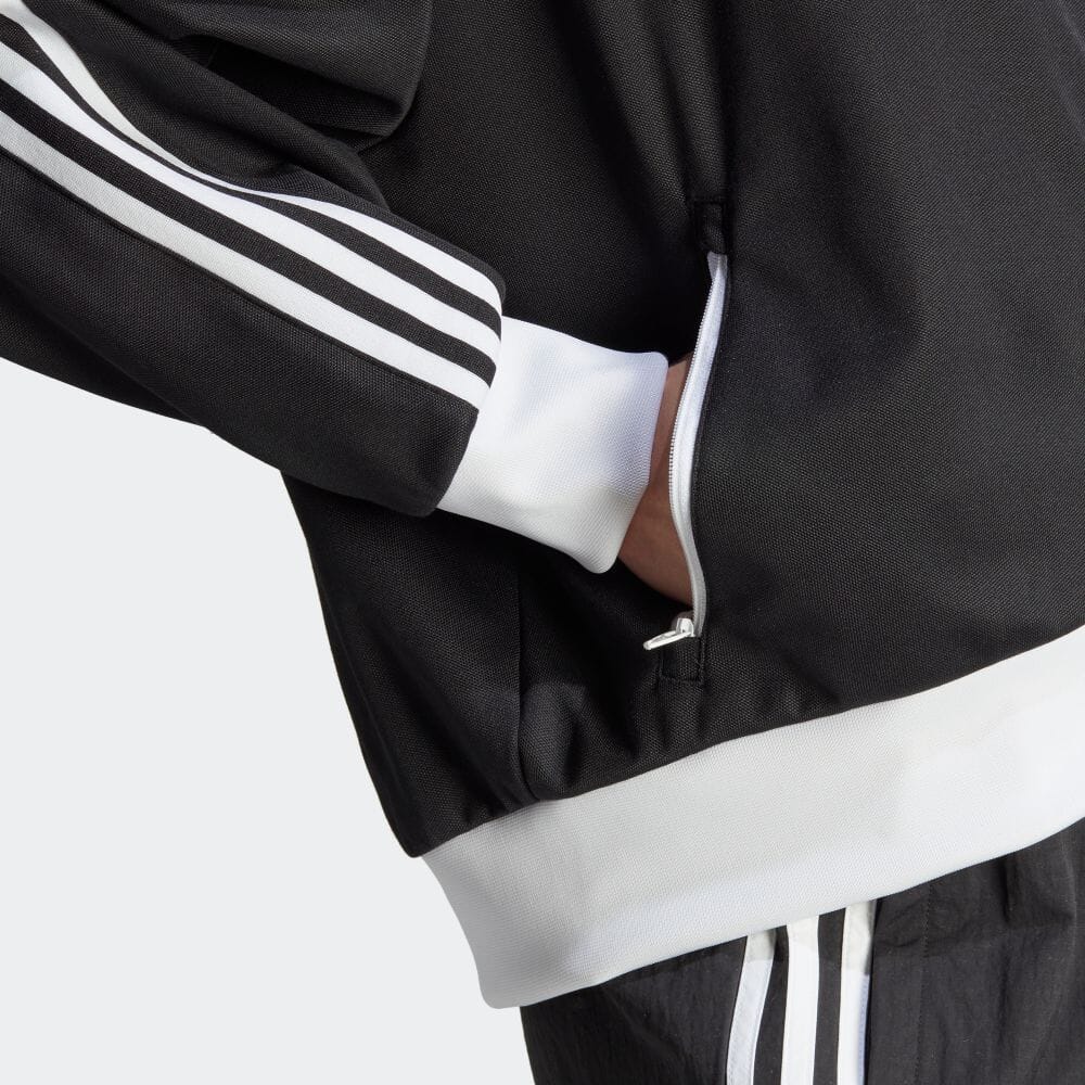 セール 登場から人気沸騰】 adidas originals 即完売 新品未使用