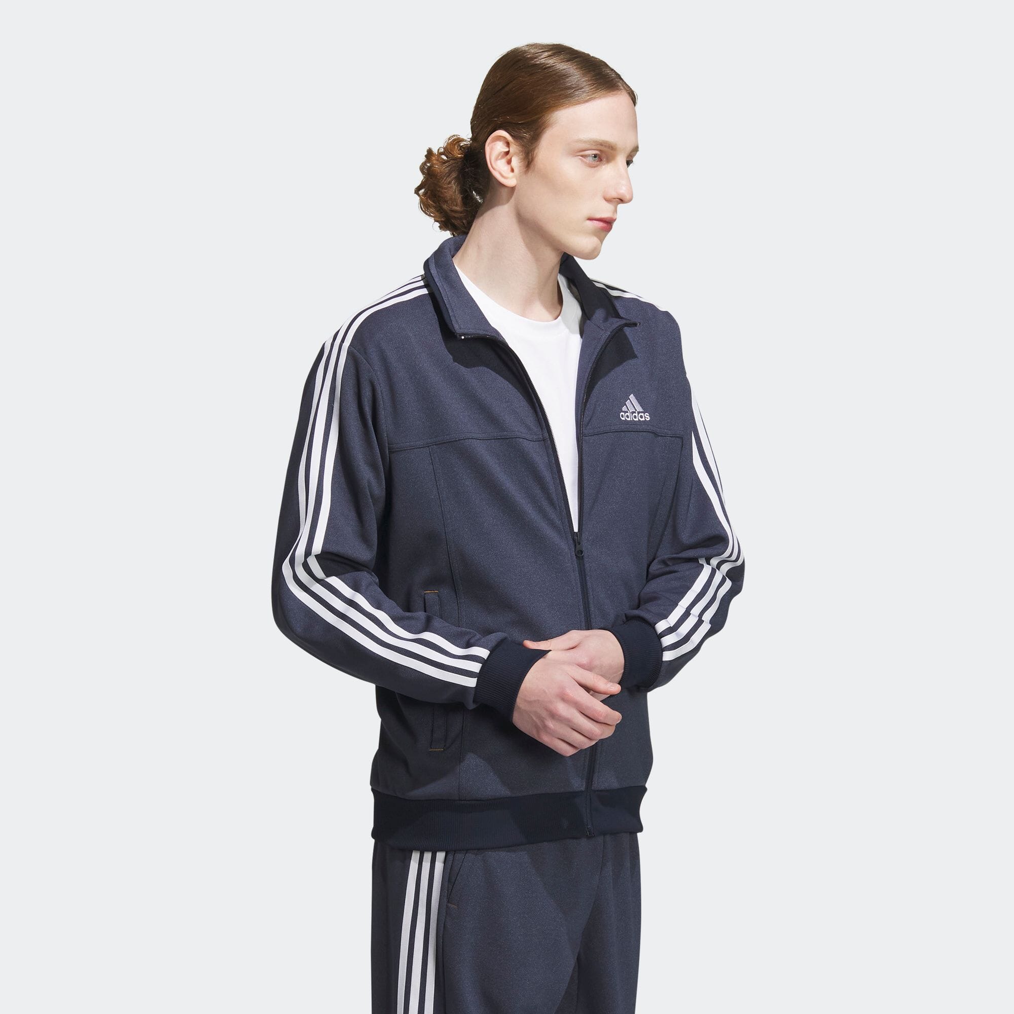 アディダス）adidas Ｍ ２４７ トラックトップ トレーニングウエア ...