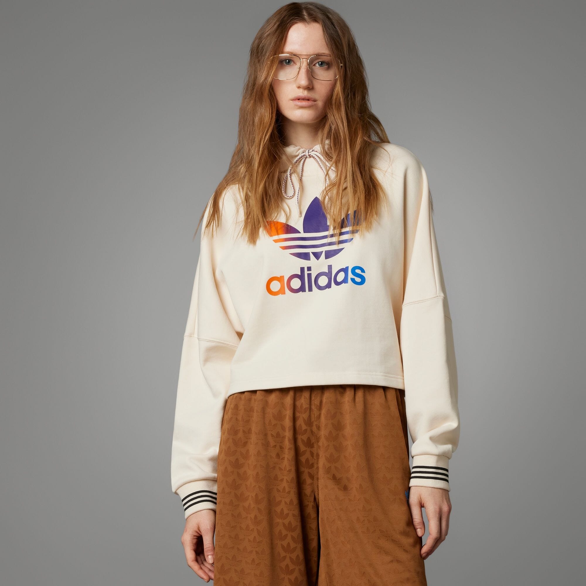 美品！adidas Originals クロップド丈パーカー - パーカー