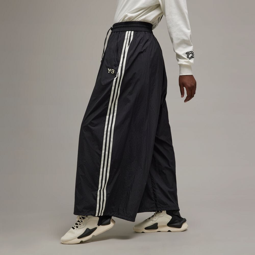 アディダス公式通販】Y-3 WIDE NYLON PANTS [GZI64]｜[IP5589]｜Y-3