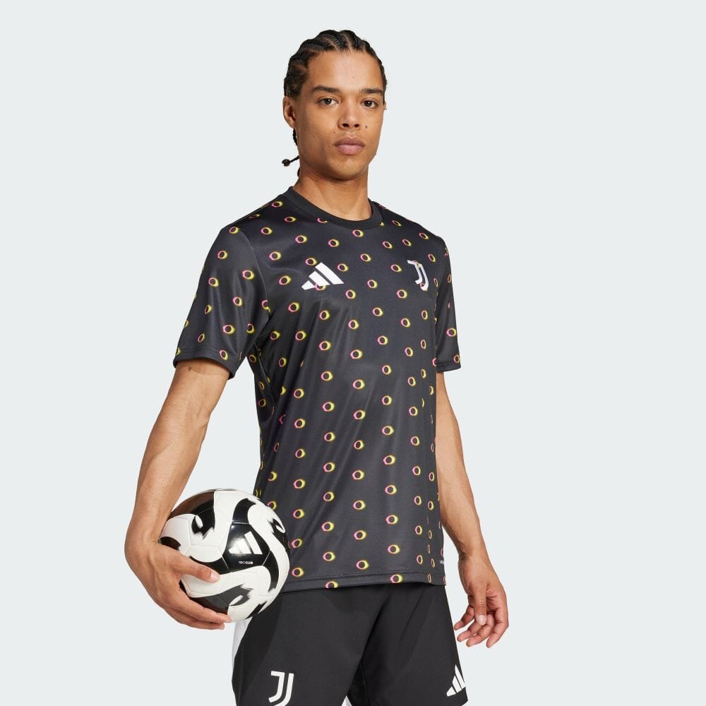 アディダス公式通販】ユベントス プレマッチ ジャージー [IS5789]｜メンズ サッカー ユニフォーム｜adidas オンラインショップ