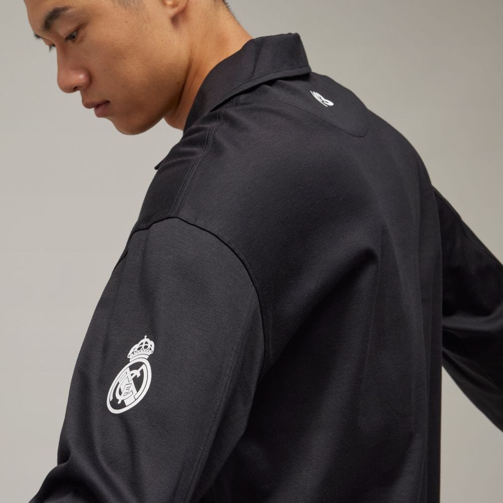 アディダス公式通販】Y-3 REAL MADRID TRAVEL LONG SLEEVE POLO SHIRT [JRU90]｜[IT3712]｜Y-3  メンズ ポロシャツ｜adidas オンラインショップ