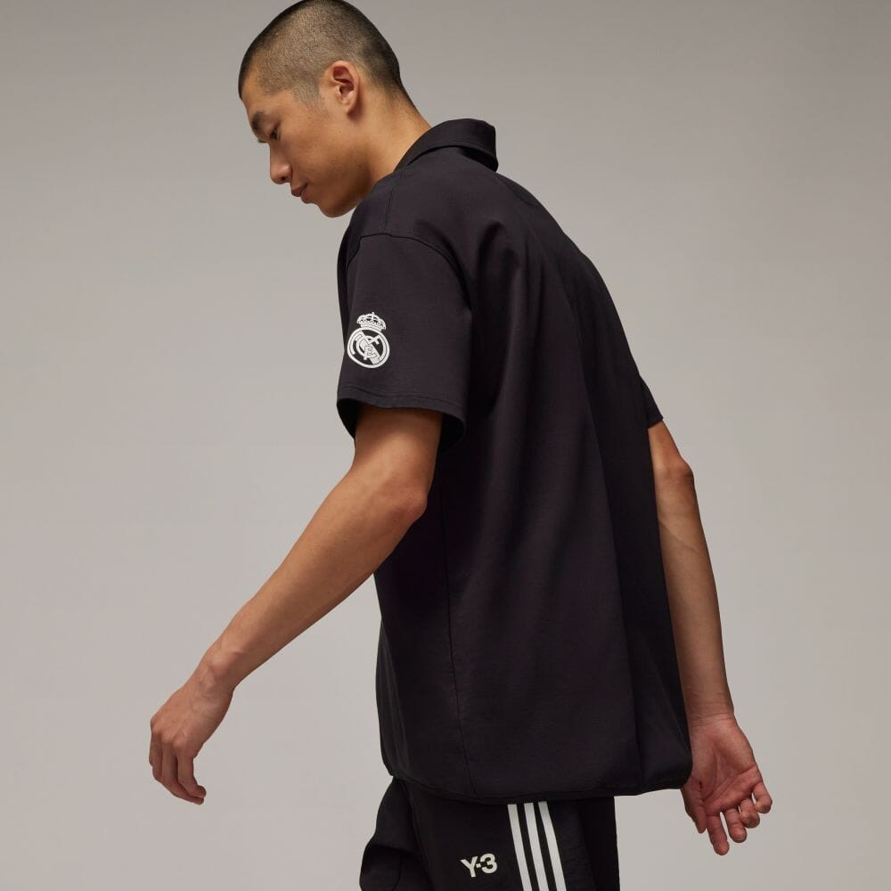 アディダス公式通販】Y-3 REAL MADRID TRAVEL SHORT SLEEVE POLO SHIRT