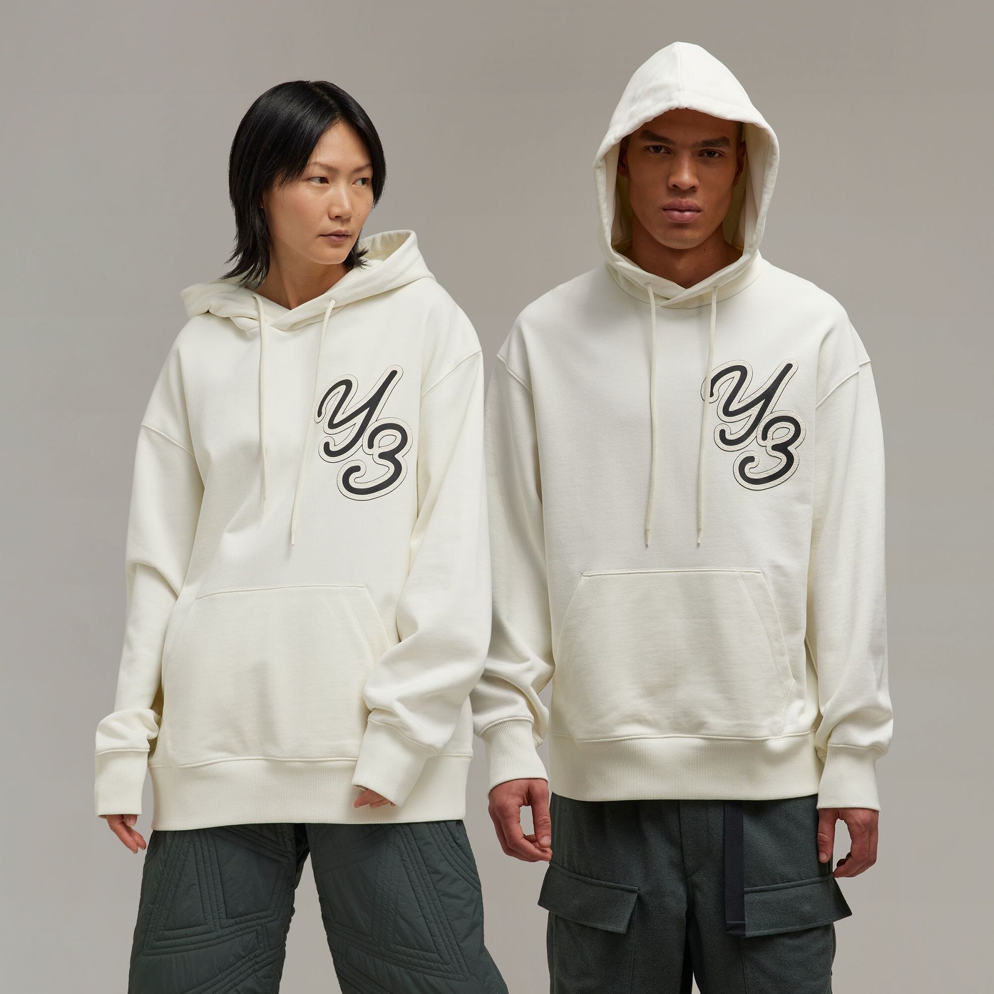 アディダス公式通販】Y-3 GRAPHIC LOGO HOODIE [IT7524]｜Y-3 パーカー